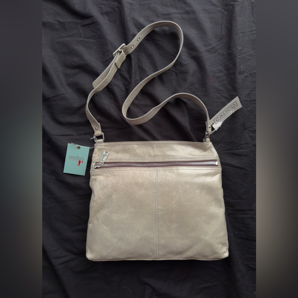 Hobo Lorna Crossbody - Genuine leather with dust bag included